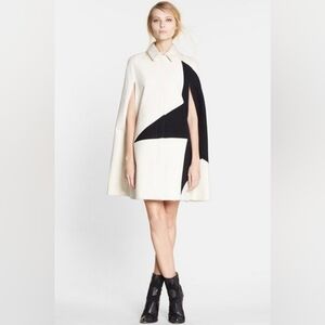 Black and White Star Wool Cape, 1960s Style -  Size Large, Like New